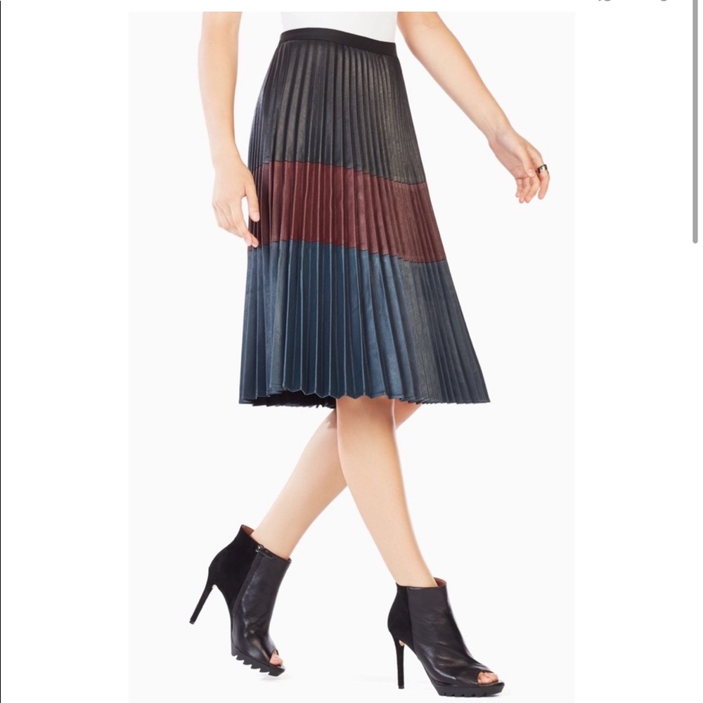 BCBGMAXAZRIA Elsa Pleated Colorblock Vegan Faux Leather Skirt Size Small
